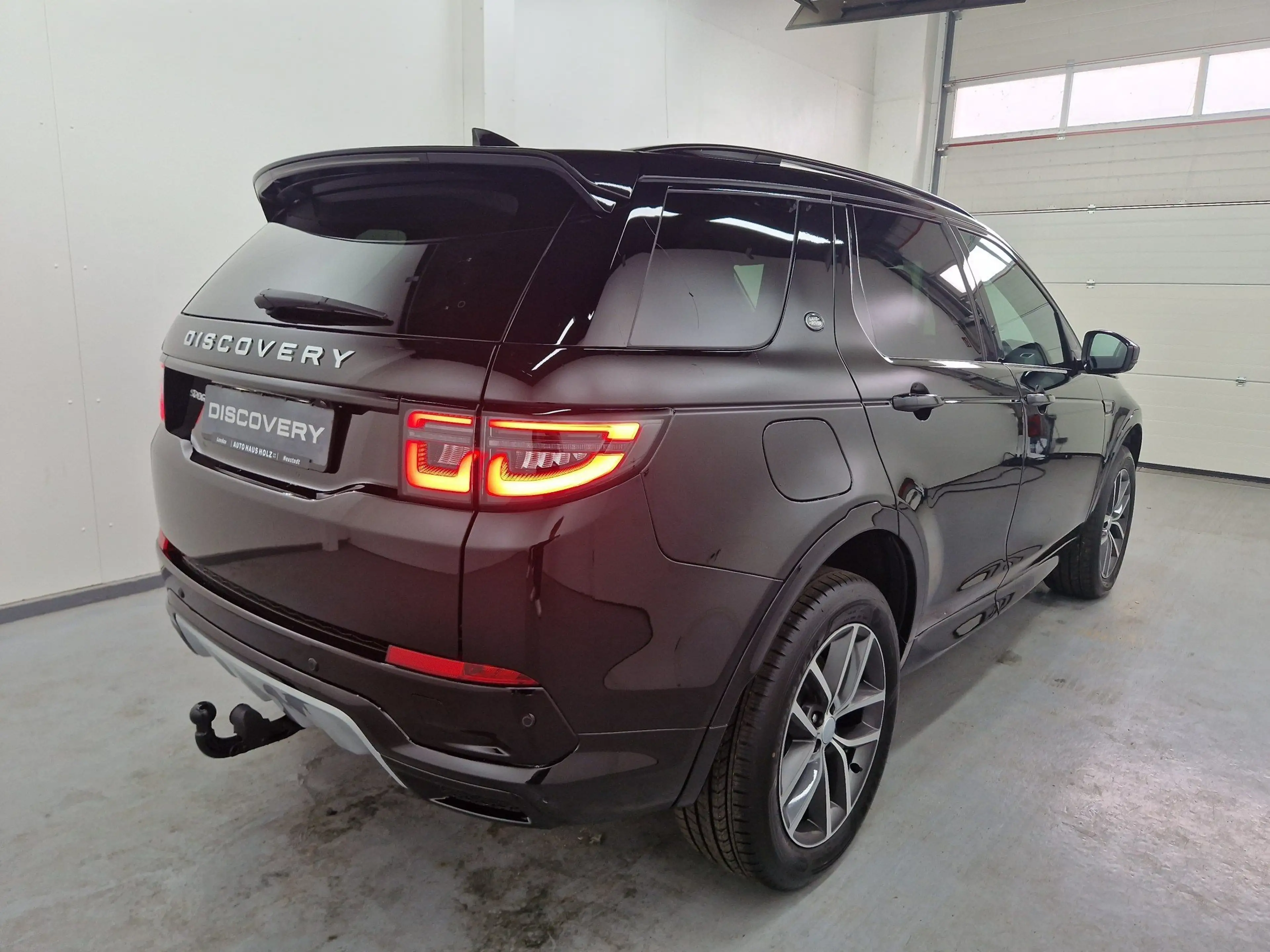 Land Rover Discovery Sport D165 S AHK Komfort Winter — photo 2