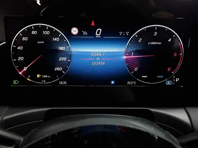 Mercedes-Benz C-Class view 11