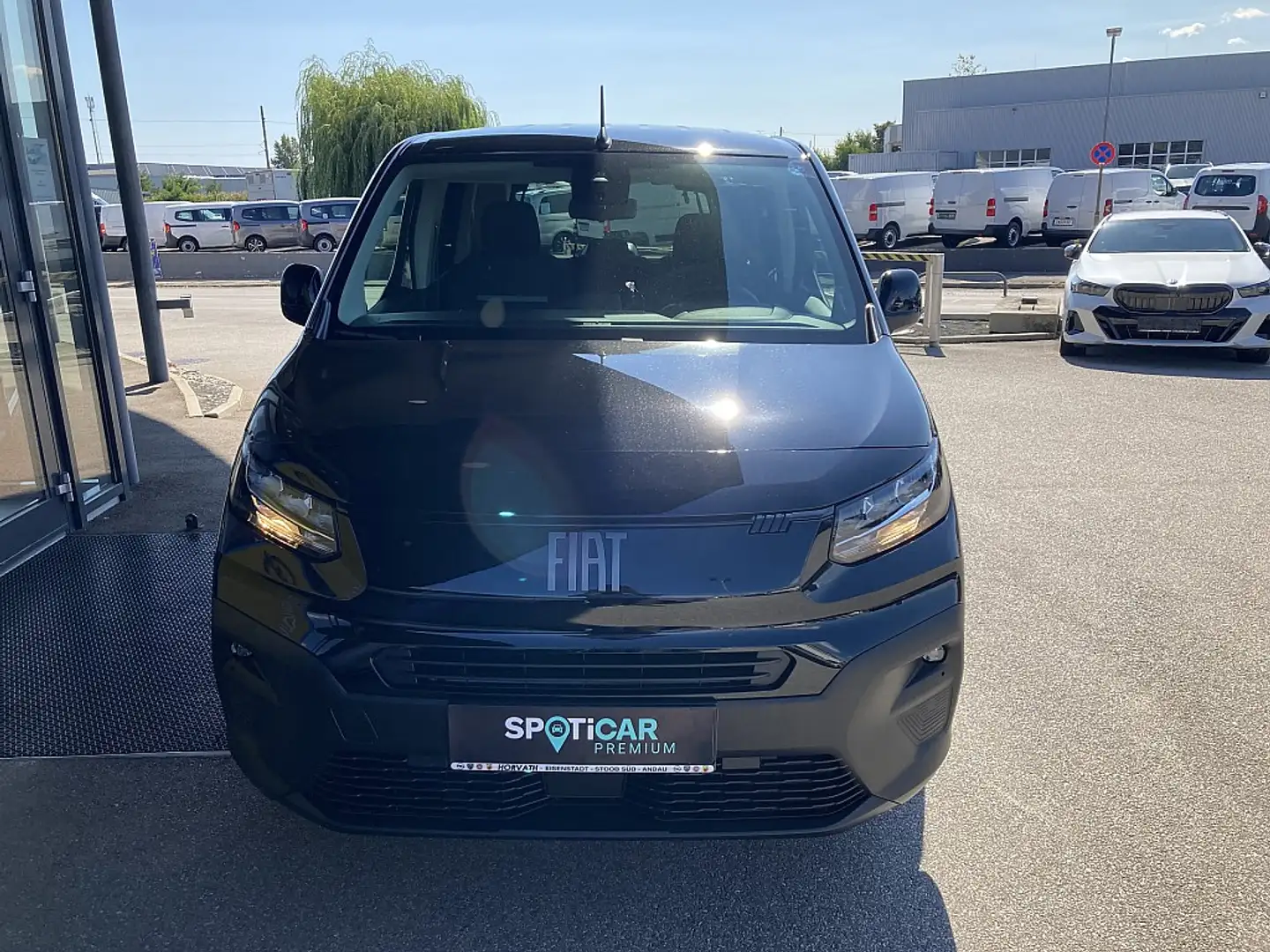 Fiat Doblo M BlueHDi 130 S&S 6-Gang-Manuell Negro - 2