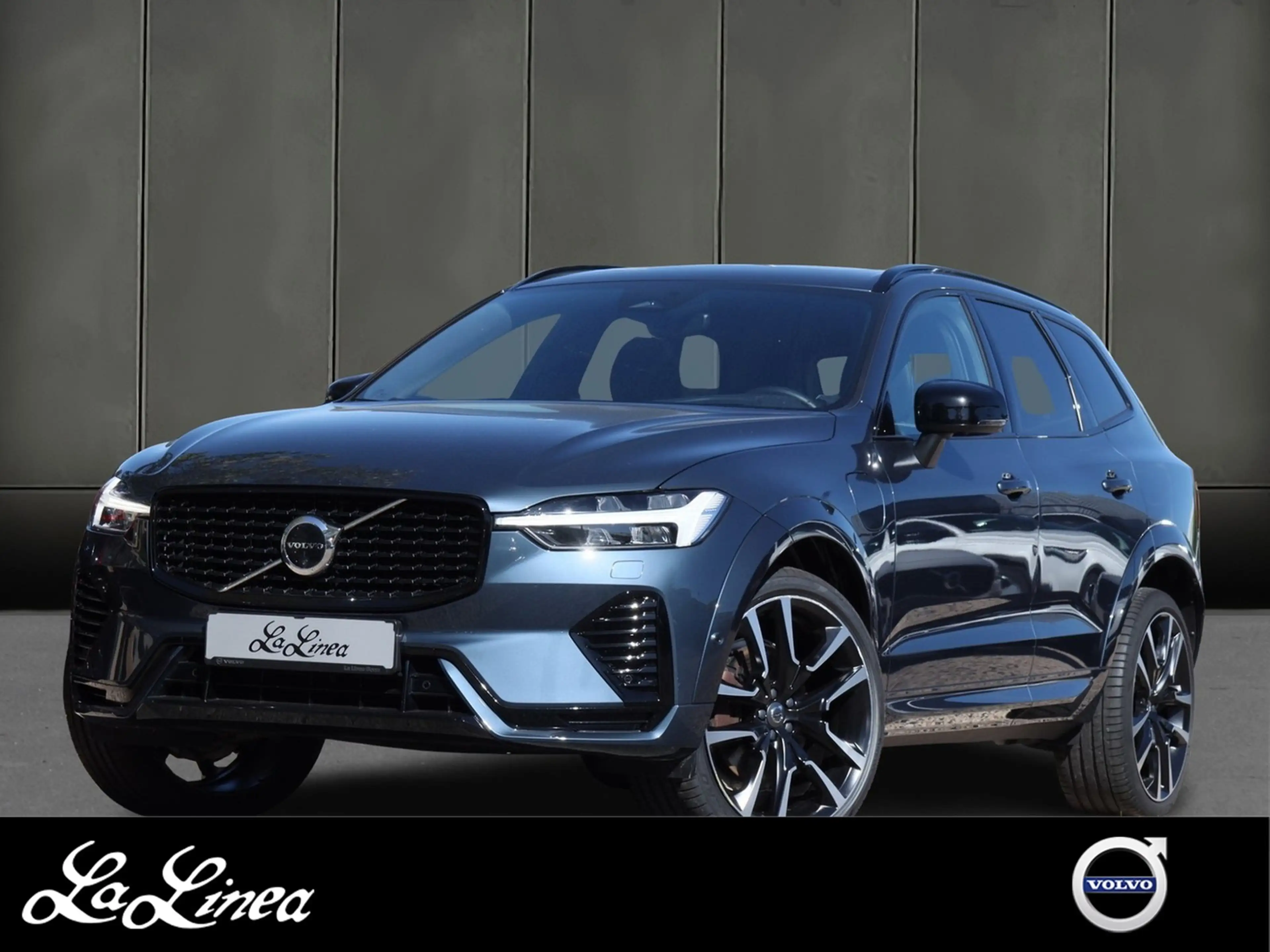Volvo XC60 T8 AWD Ultimate Dark Recharge Plug-In Hybrid Na...