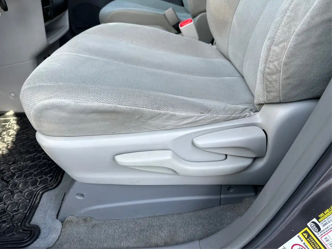 Toyota Sienna снимка Toyota Sienna