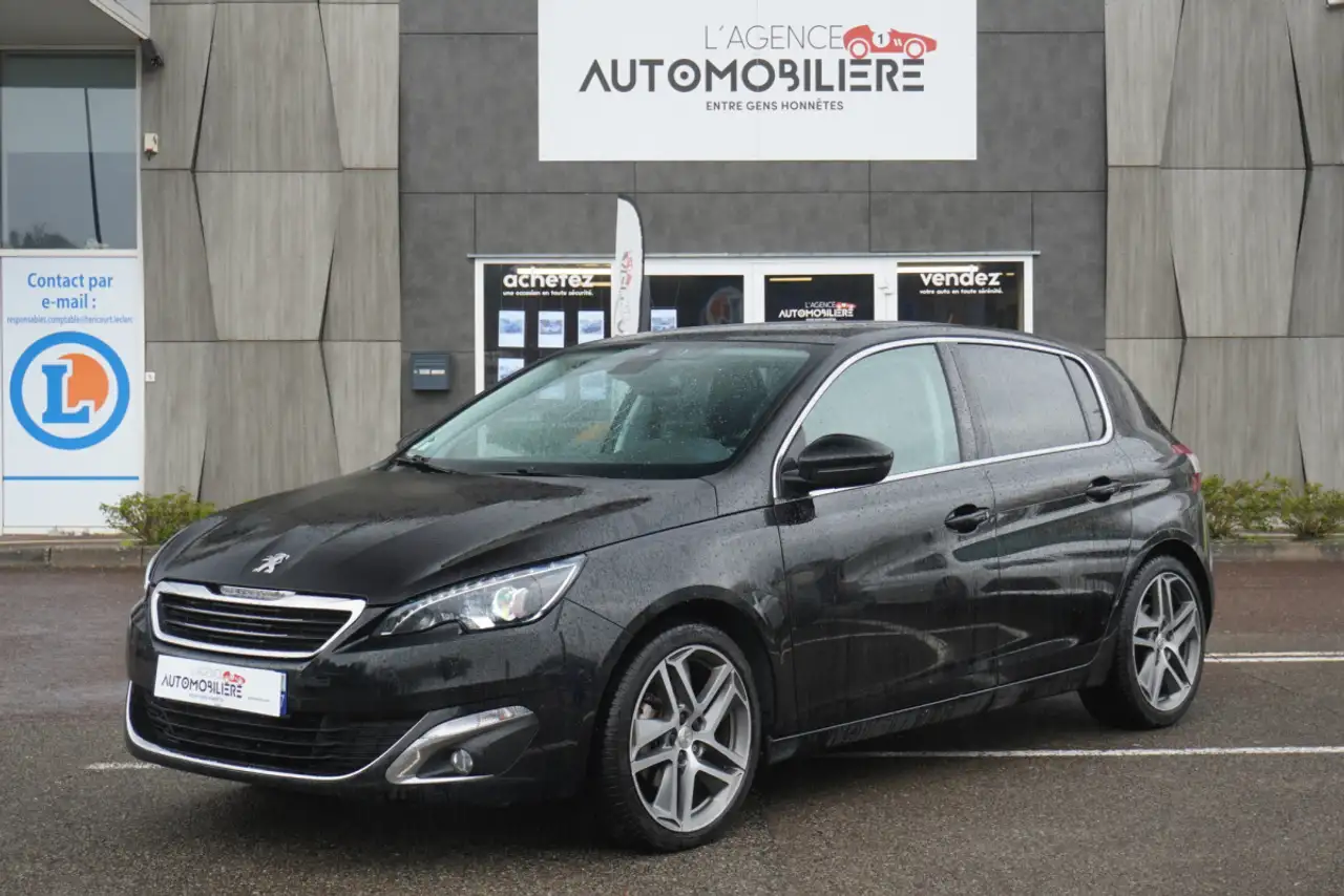 Peugeot 308 1.2 130 ch EAT6 Allure Toit panoramique 