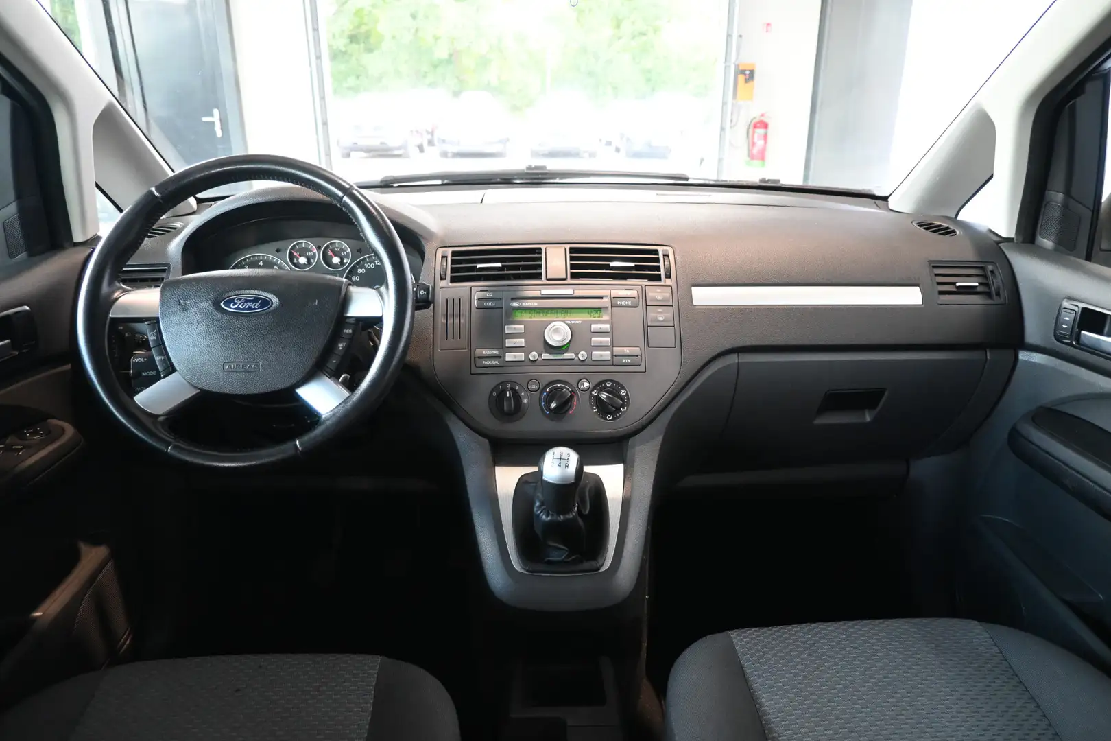 Ford Focus C-Max 1.6-16V Futura Airco Trekhaak All in Prijs Inruil Zwart - 2