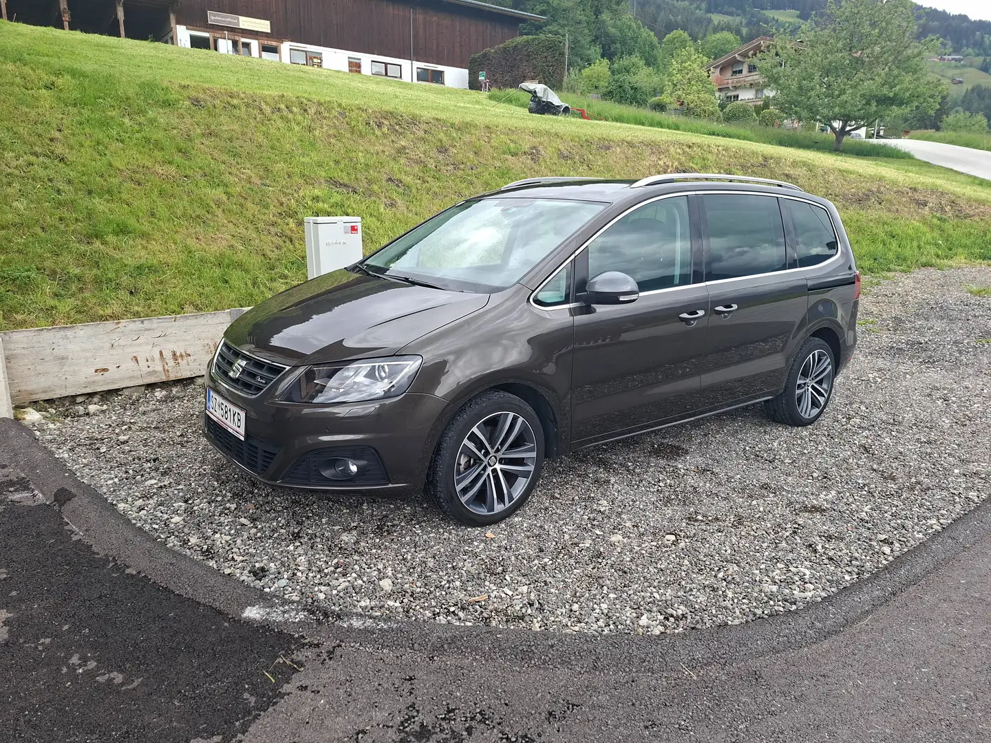 SEAT Alhambra Alhambra FR 2,0 TDI DSG 4WD FR Braun - 1