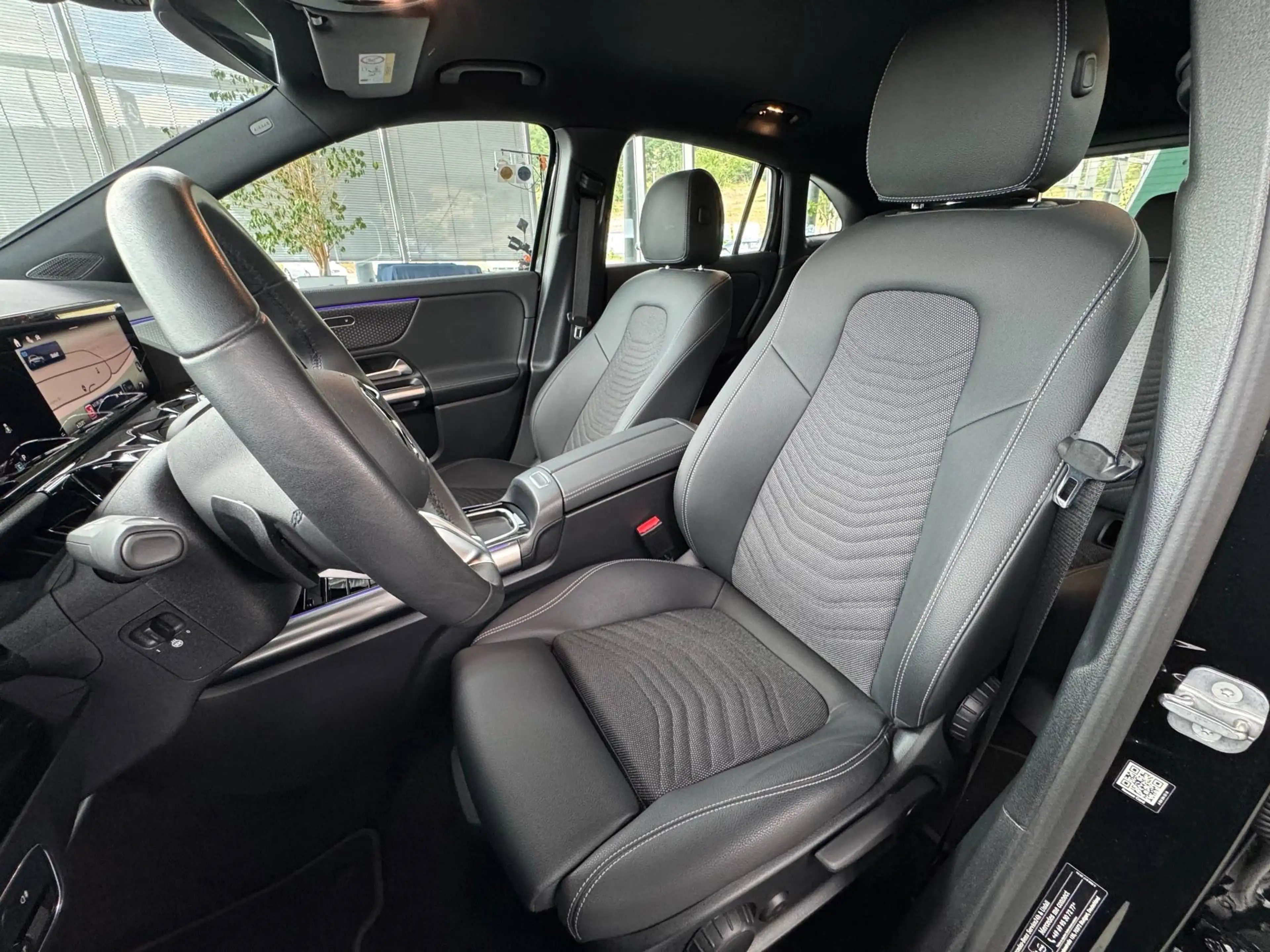 Mercedes-Benz EQA 250 + Jahreswagen mit 2 Jahren Garantie/ Batterie 8 Jahre — photo 11