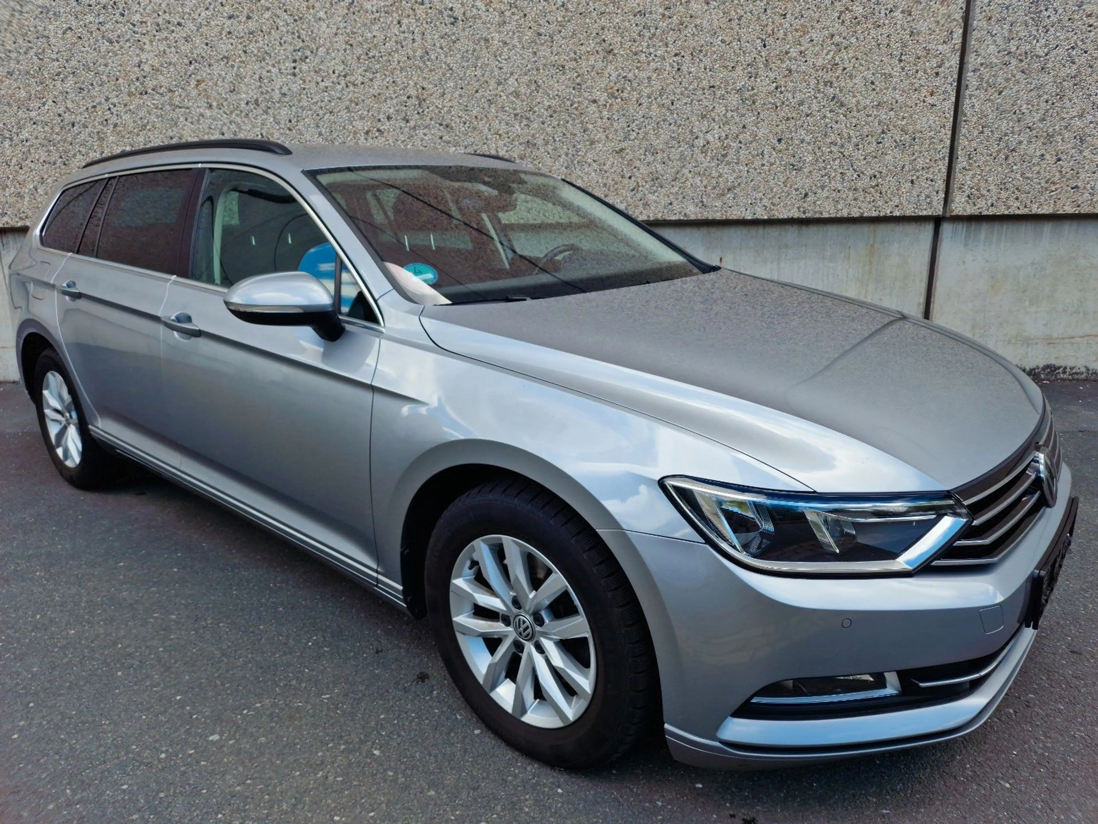 Volkswagen Passat Variant TDI Comfortline/ 1HD/KAM/NAVI/AHK — photo 3