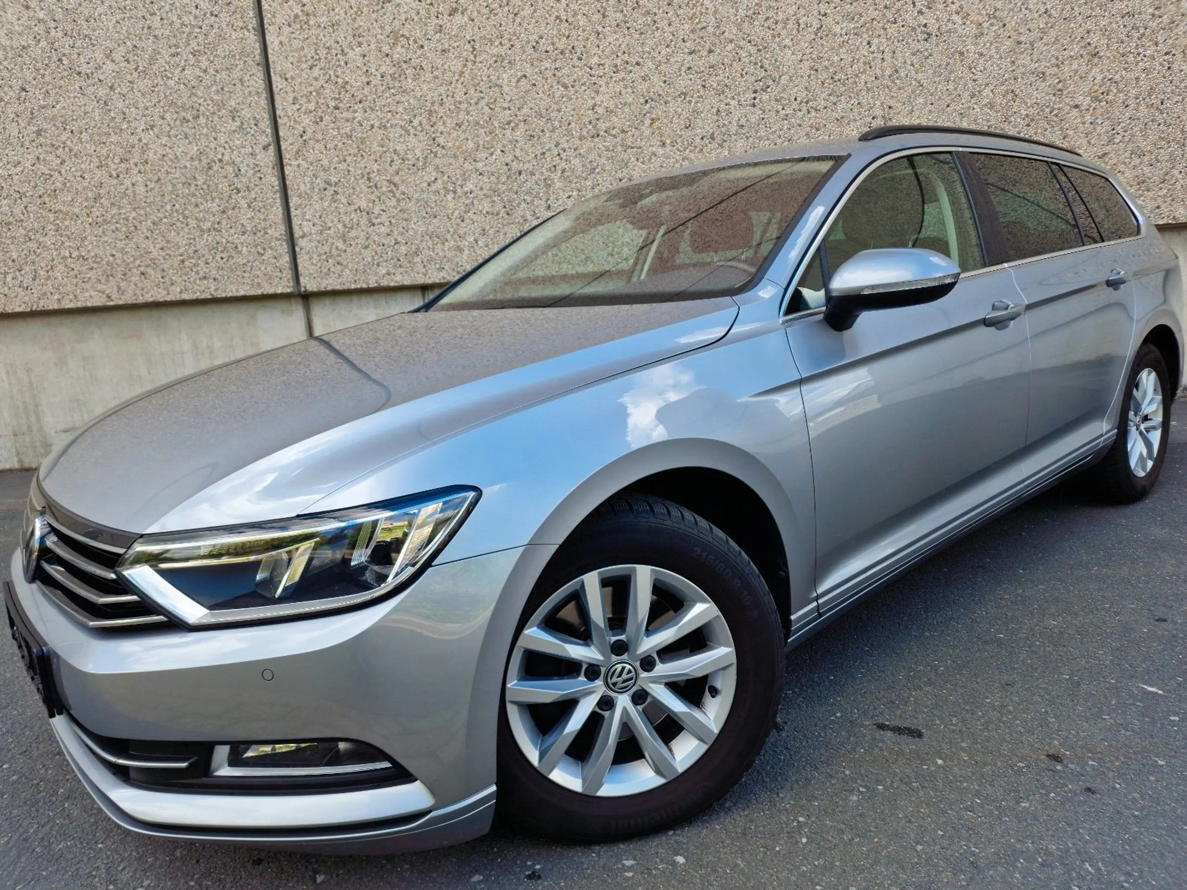Volkswagen Passat Variant TDI Comfortline/ 1HD/KAM/NAVI/AHK