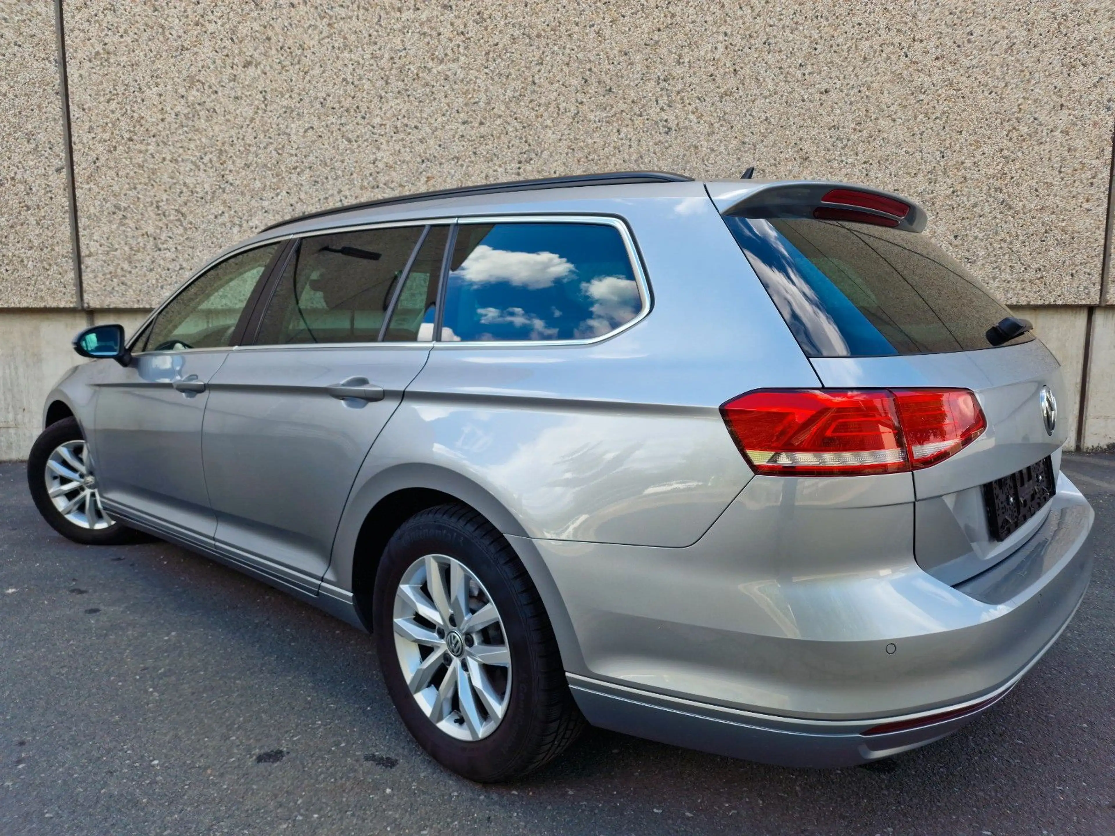 Volkswagen Passat Variant TDI Comfortline/ 1HD/KAM/NAVI/AHK — photo 5