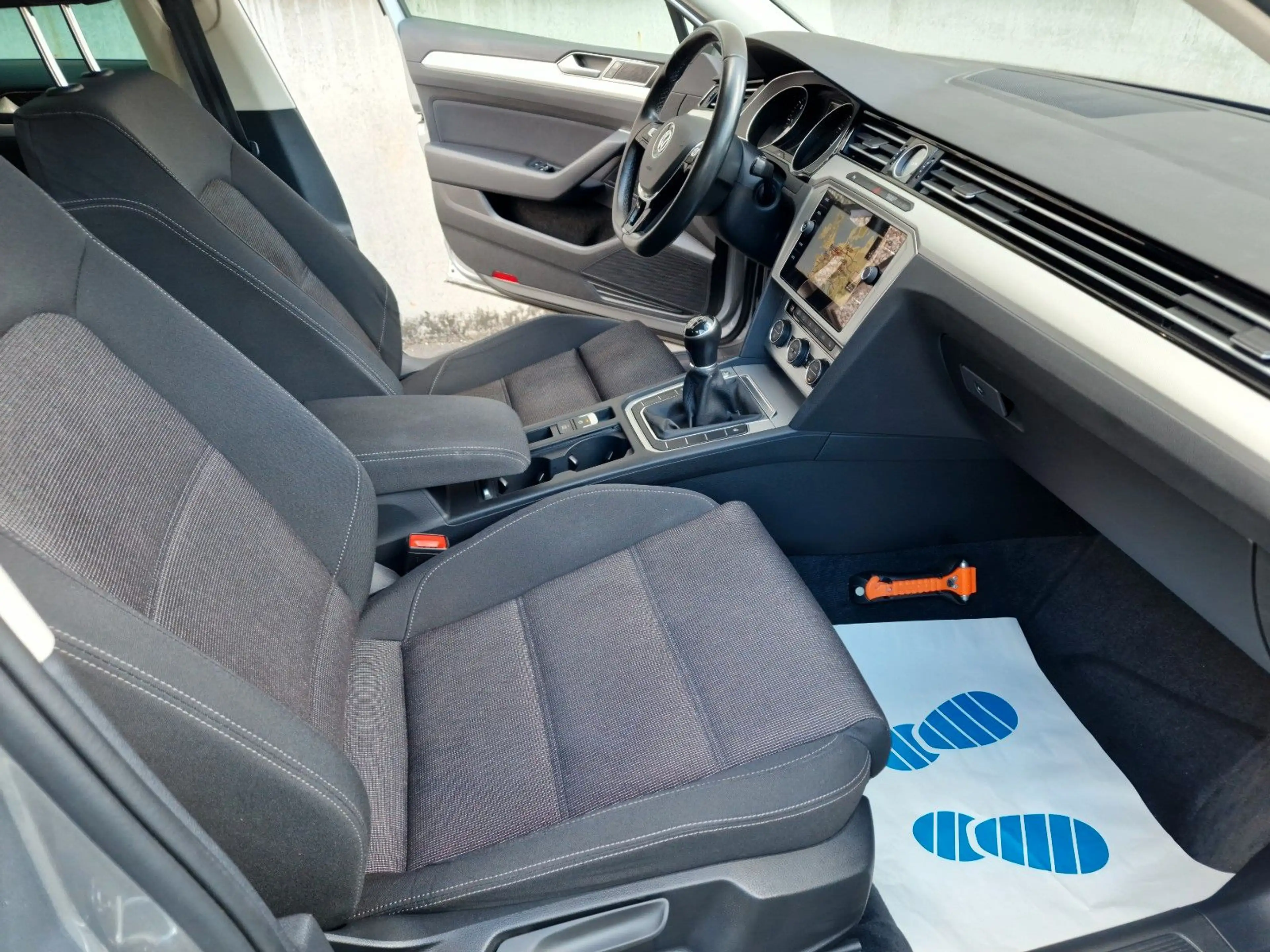 Volkswagen Passat Variant TDI Comfortline/ 1HD/KAM/NAVI/AHK — photo 11