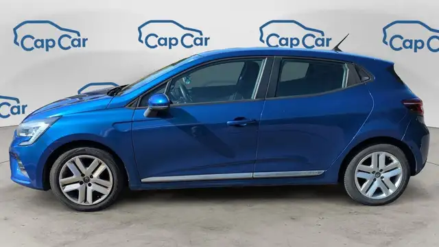 Renault Clio view 2