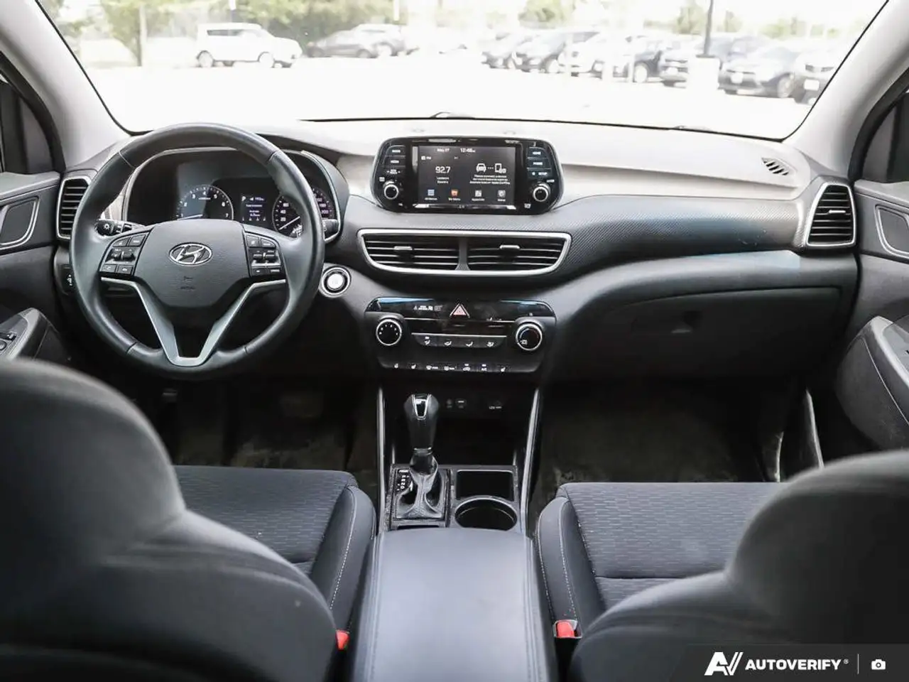 Hyundai TUCSON снимка Hyundai TUCSON