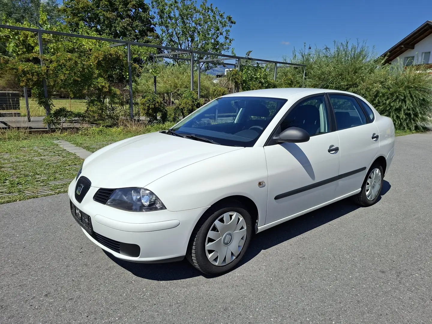 SEAT Cordoba Reference 1,4 Weiß - 2