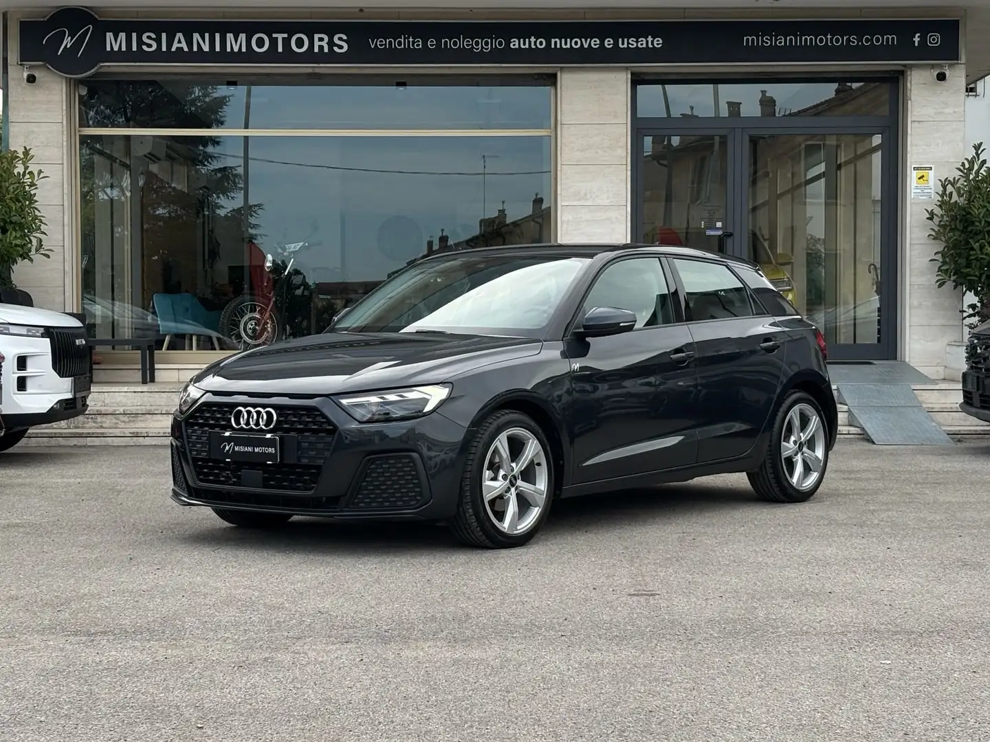 Audi A1 A1 Sportback 30 1.0 tfsi Admired Advanced 110cv Zwart - 1