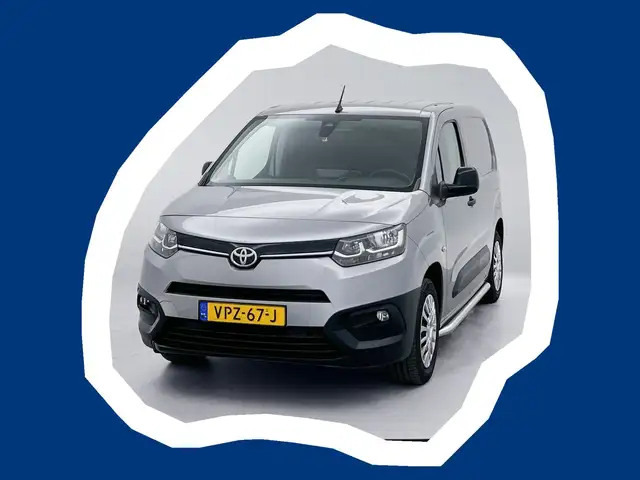 Toyota Proace City 1.5 D-4D Live 130pk Automaat Navigatie Achteruitri