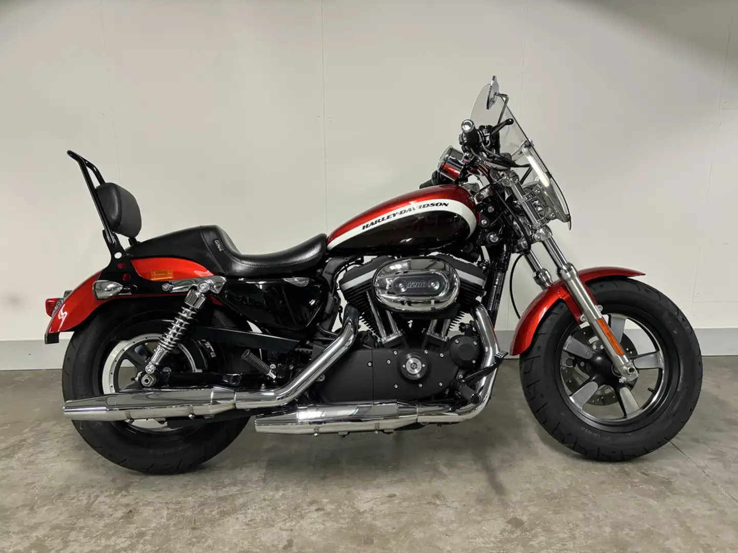 Harley-Davidson Sportster Cruiser XL1200C CUSTOM Оранжевий - 1