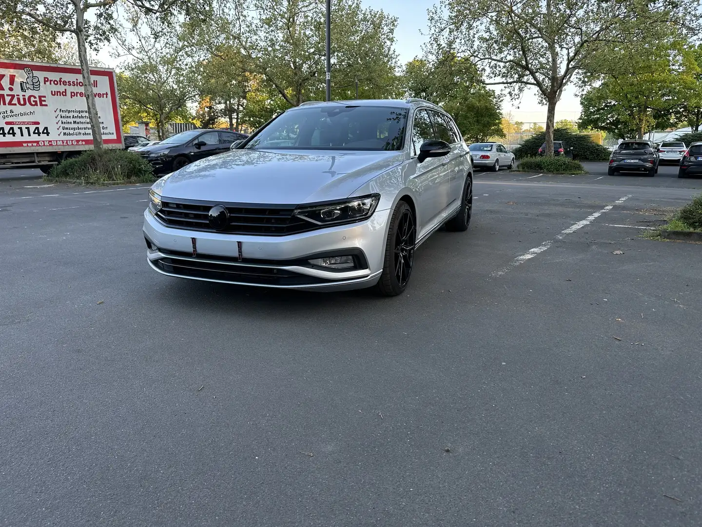 Volkswagen Passat Variant Elegance 4Motion Grau - 2