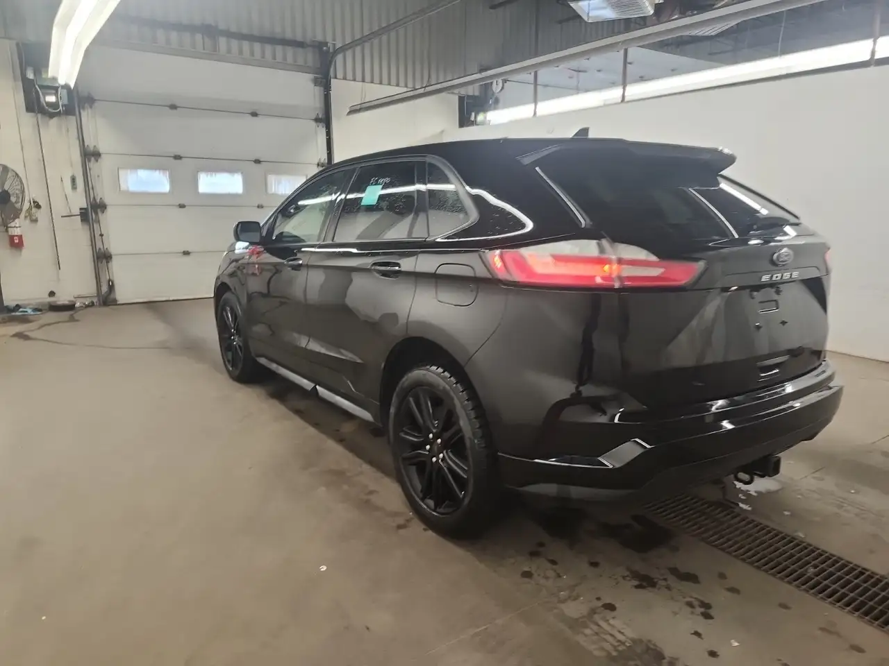 Ford Edge снимка Ford Edge