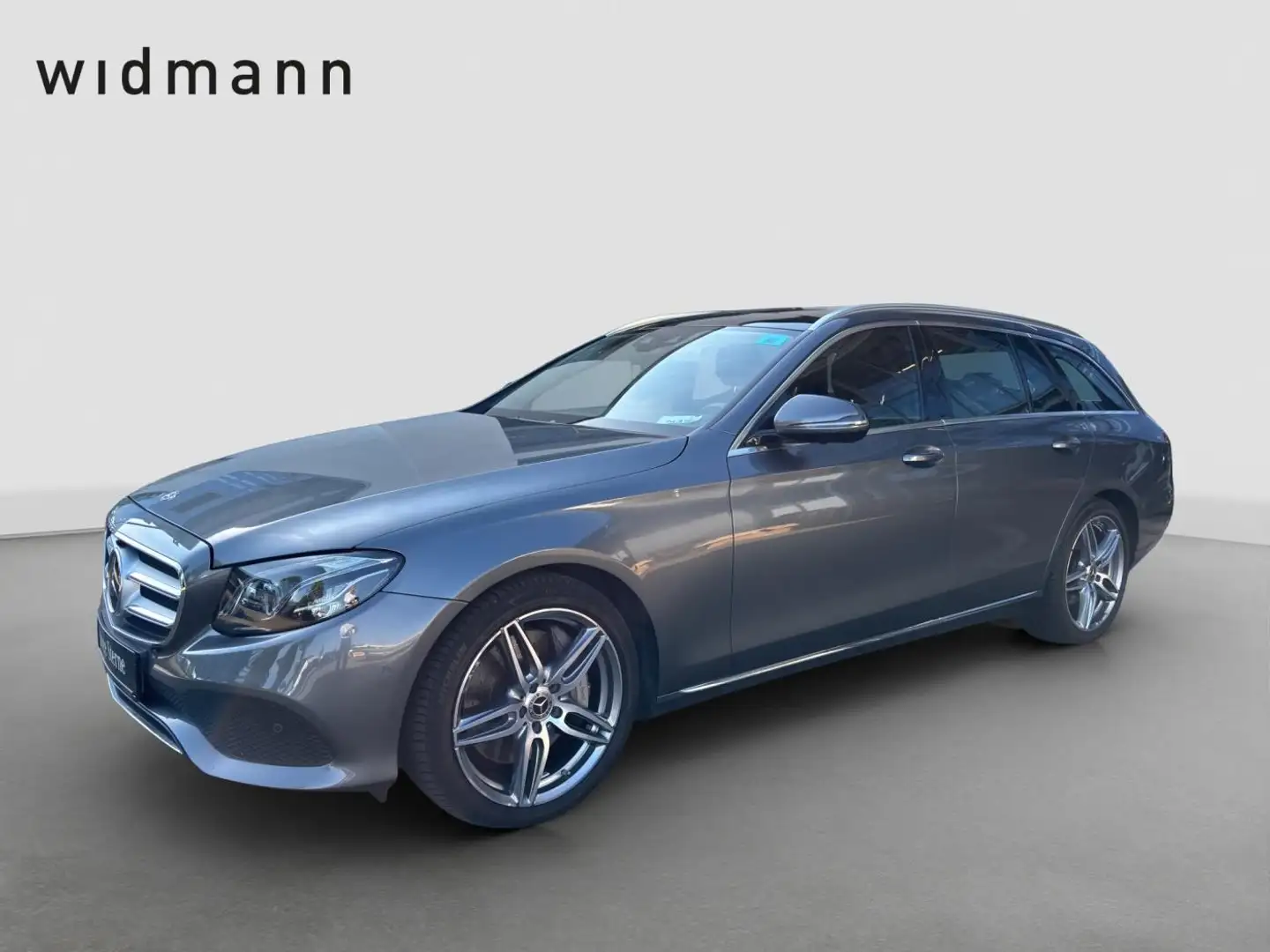 Mercedes-Benz E 400 d 4M T *Multibeam*Panorama*AHK*360°*Leder* Grau - 1