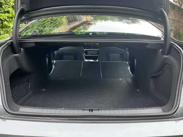 Audi A6 2022, foto 27