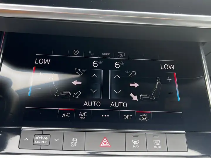 Audi A6 2022, foto 38