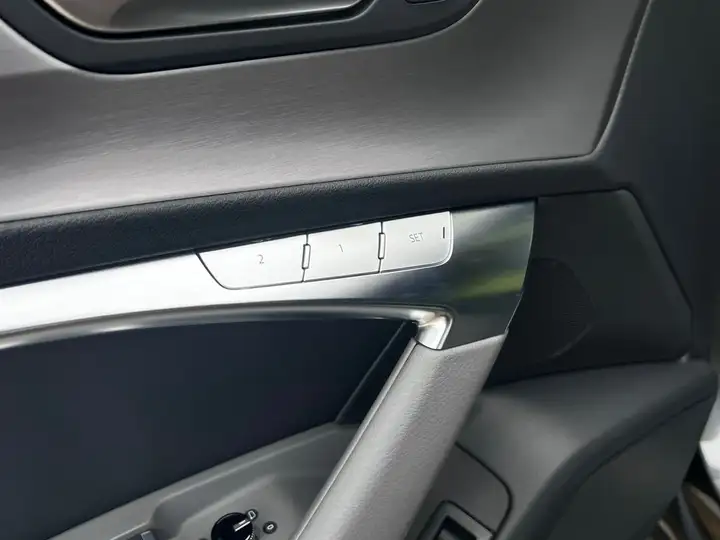 Audi A6 2022, foto 16