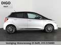 Toyota Yaris 1.5 HYBRID BI-TONE EDITION SILVERLINE CRUISE CONTR Grau - thumbnail 6