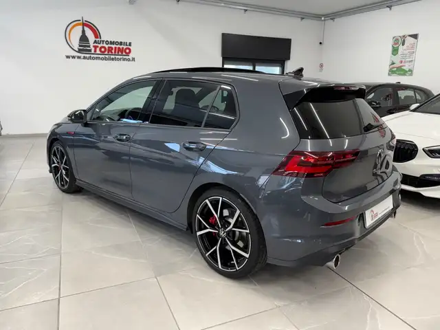 Volkswagen Golf view 6