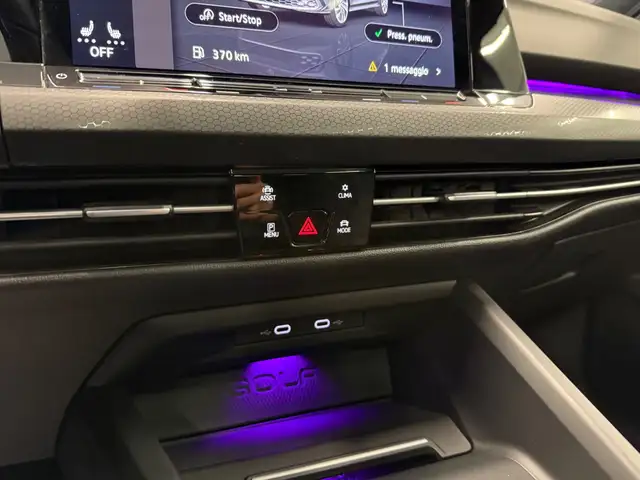 Volkswagen Golf view 19