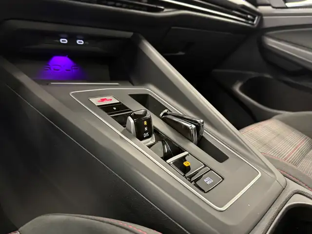Volkswagen Golf view 15