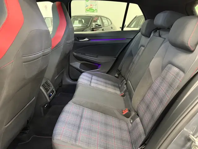 Volkswagen Golf view 8