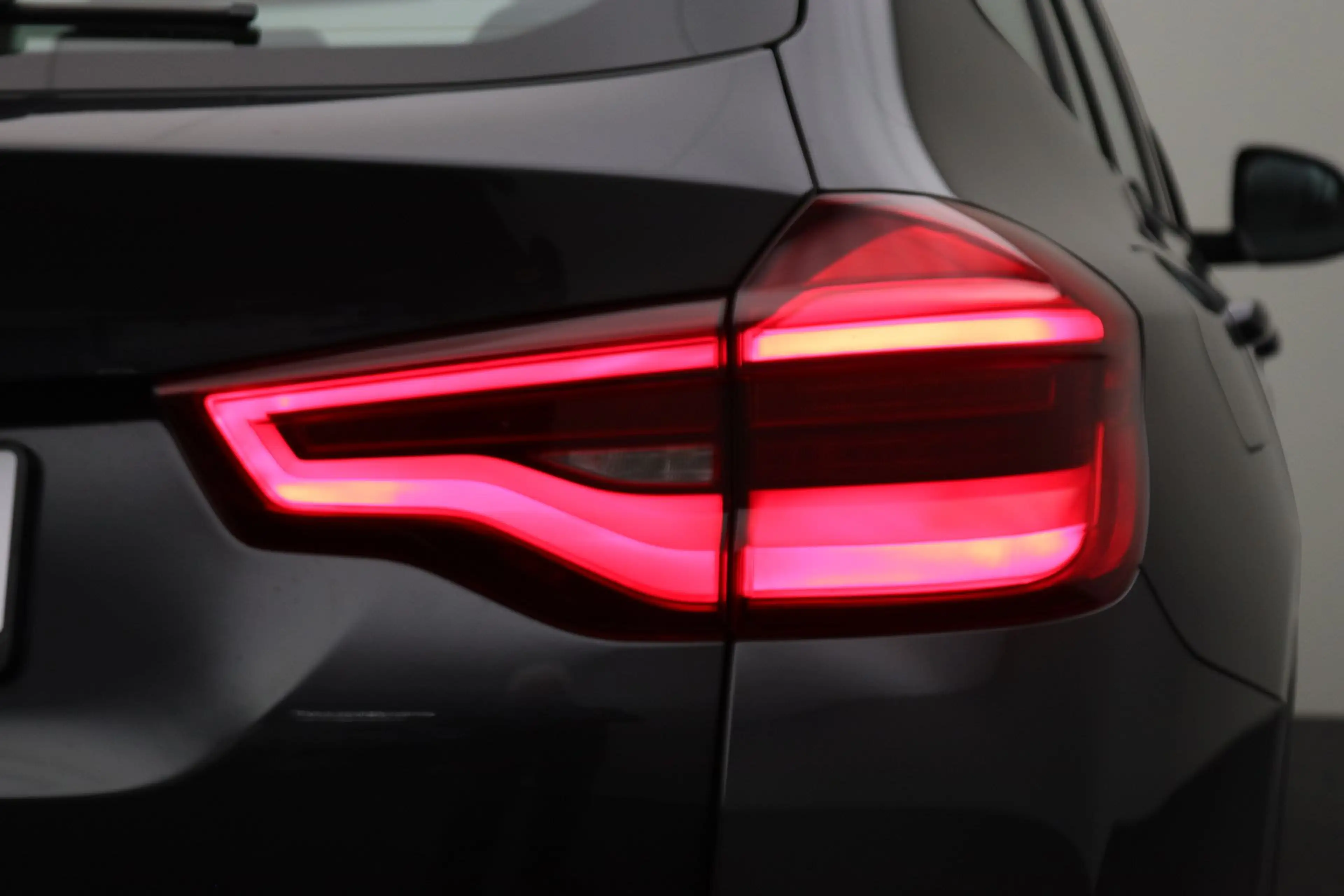 BMW iX3 High Executive 80 kWh | Head-Up Display | Live Coc — photo 11