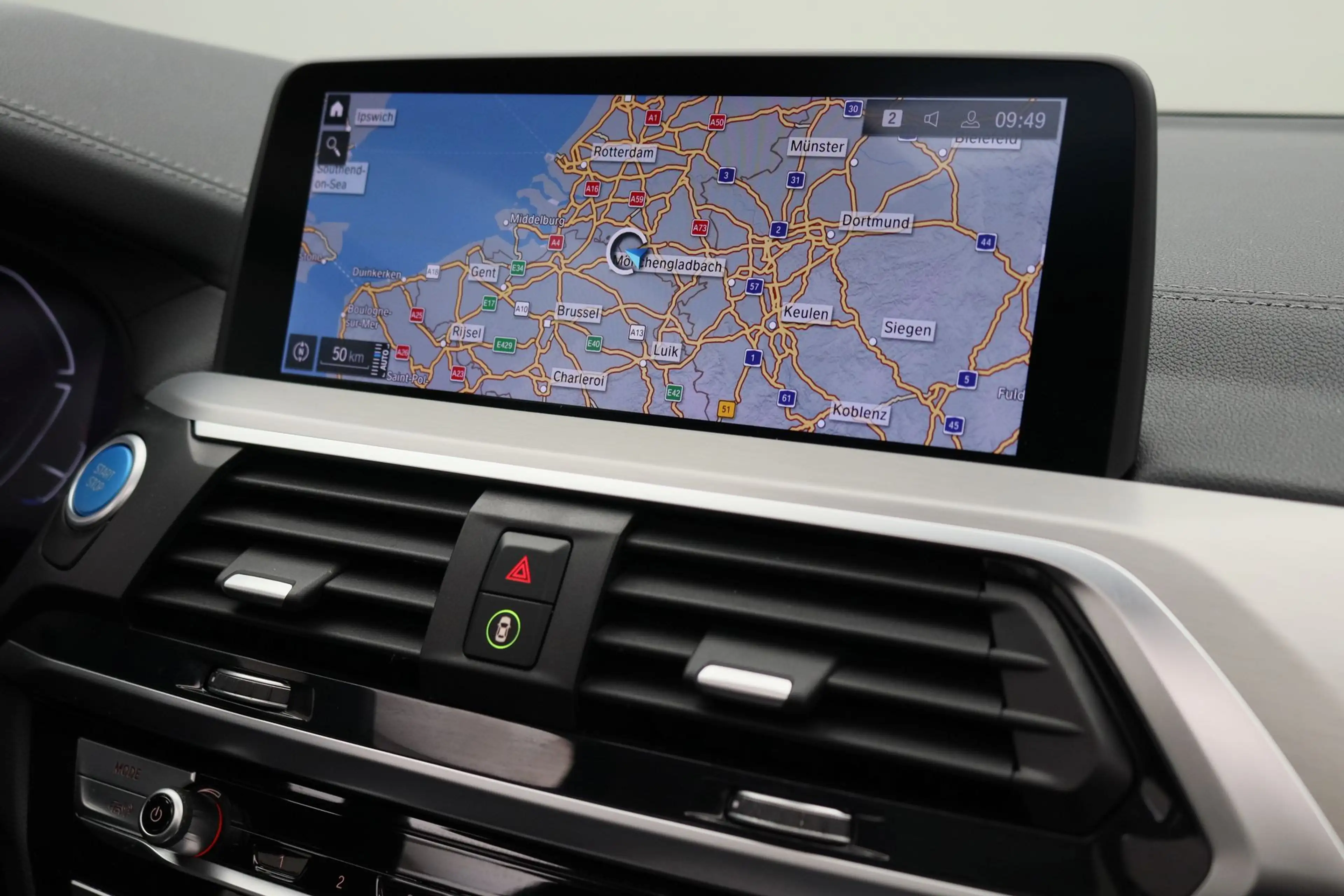 BMW iX3 High Executive 80 kWh | Head-Up Display | Live Coc — photo 5