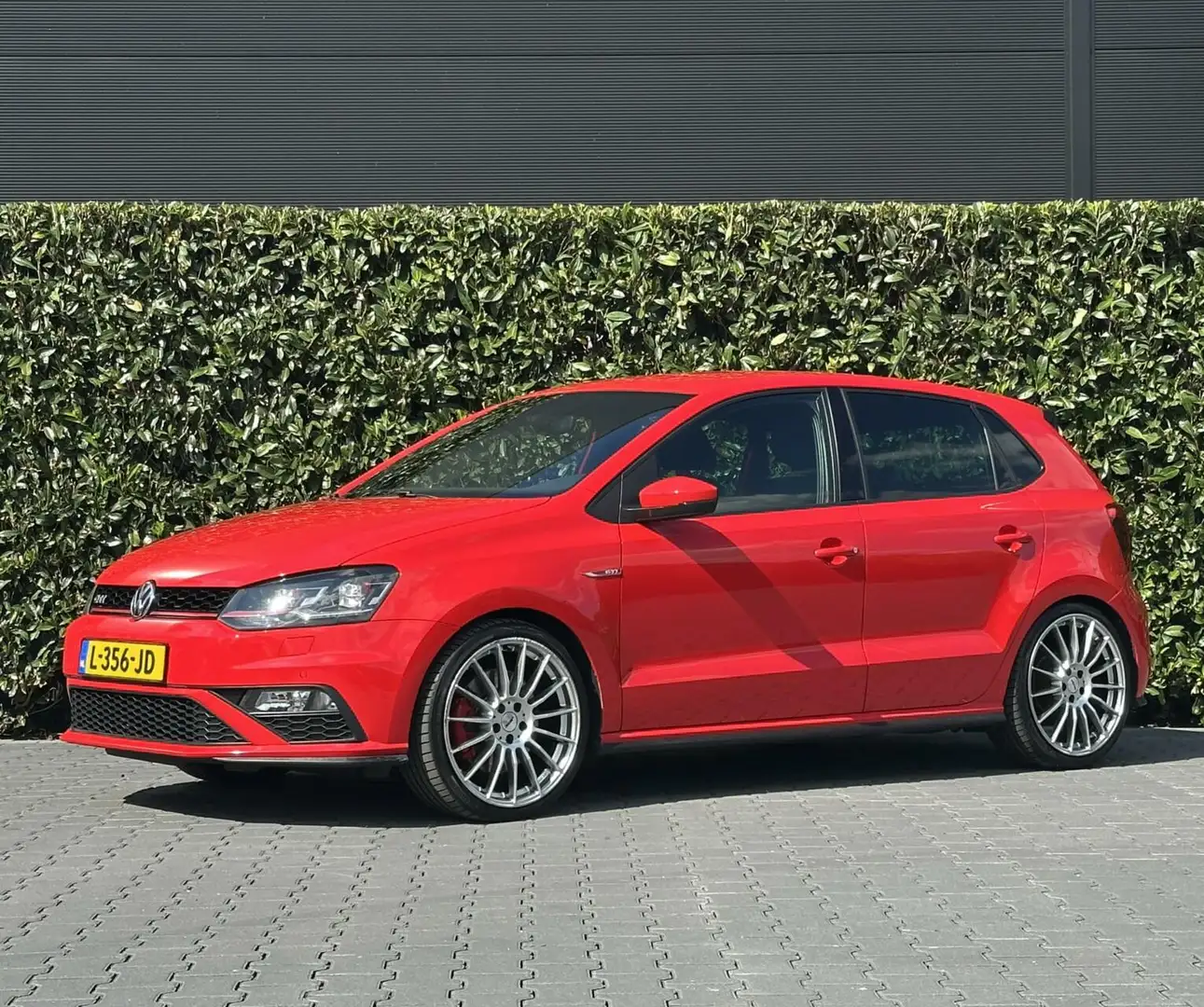 Volkswagen Polo GTI 1.8 TSI FACELIFT, NAVI, CRUISE, LED, ECC-AIRCO, ST Rouge - 1