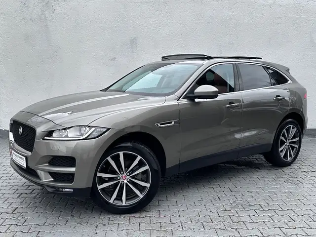 Jaguar F-Pace 25d AWD Pure*Pano*Kamera*Navi*Leder