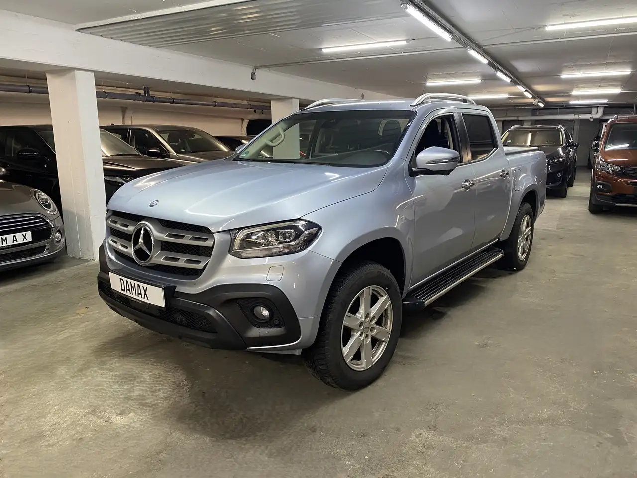 Mercedes-Benz X 250