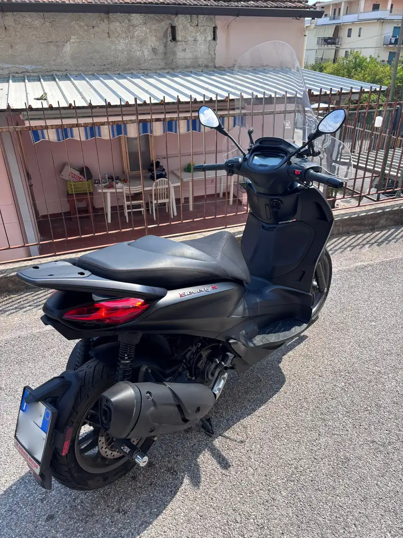 Piaggio Beverly 300 Sport Negru - 2