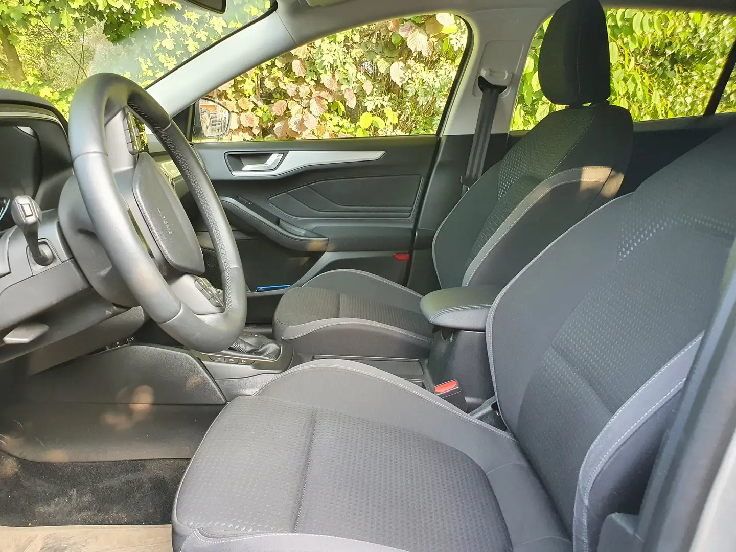 Ford Focus Focus Turnier 1.0 EcoBoost Start-Stopp-System COOL - 2