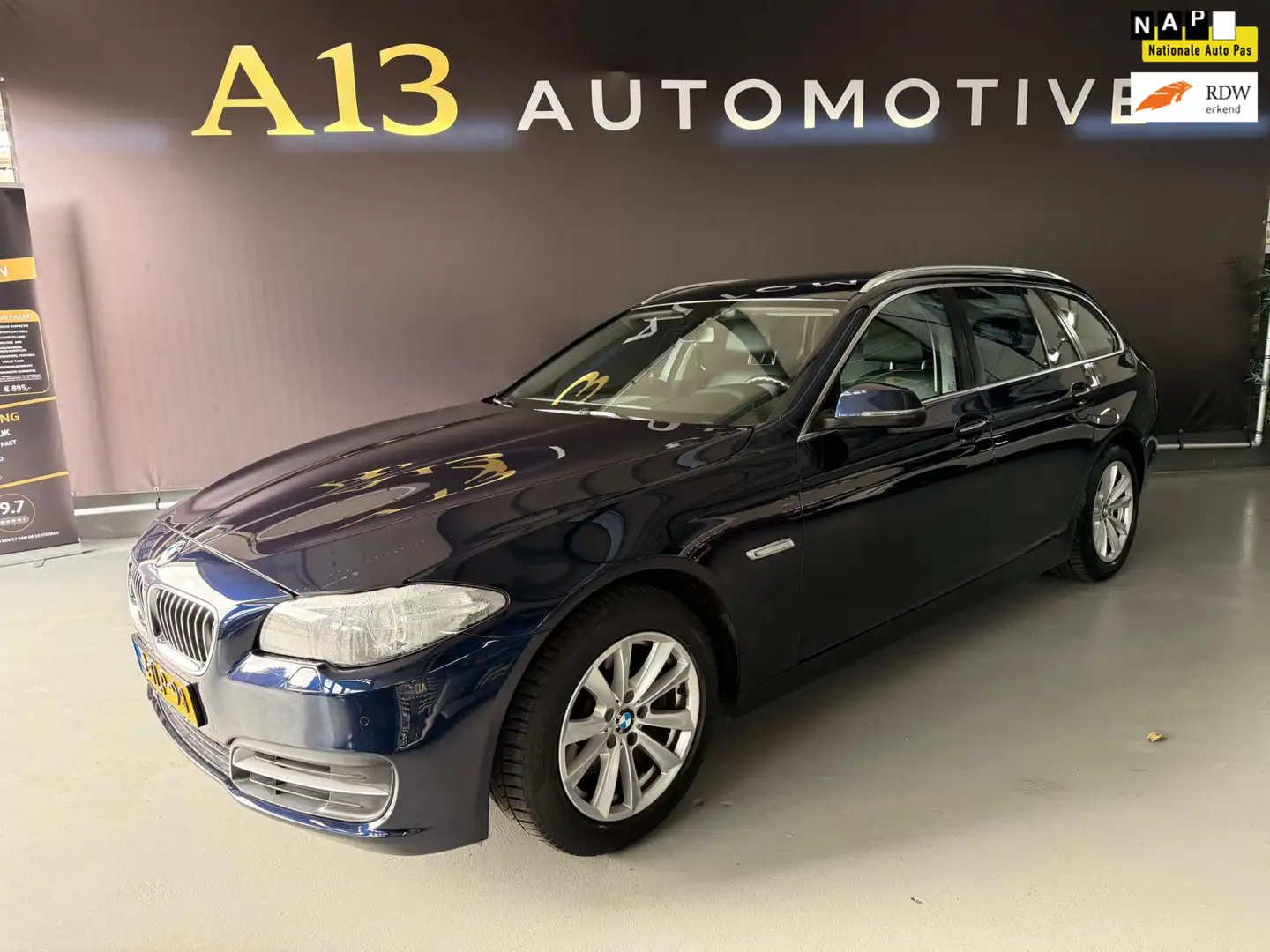 BMW 520 5-serie Touring 520i High Executive virtual leer 2 Bleu - 1