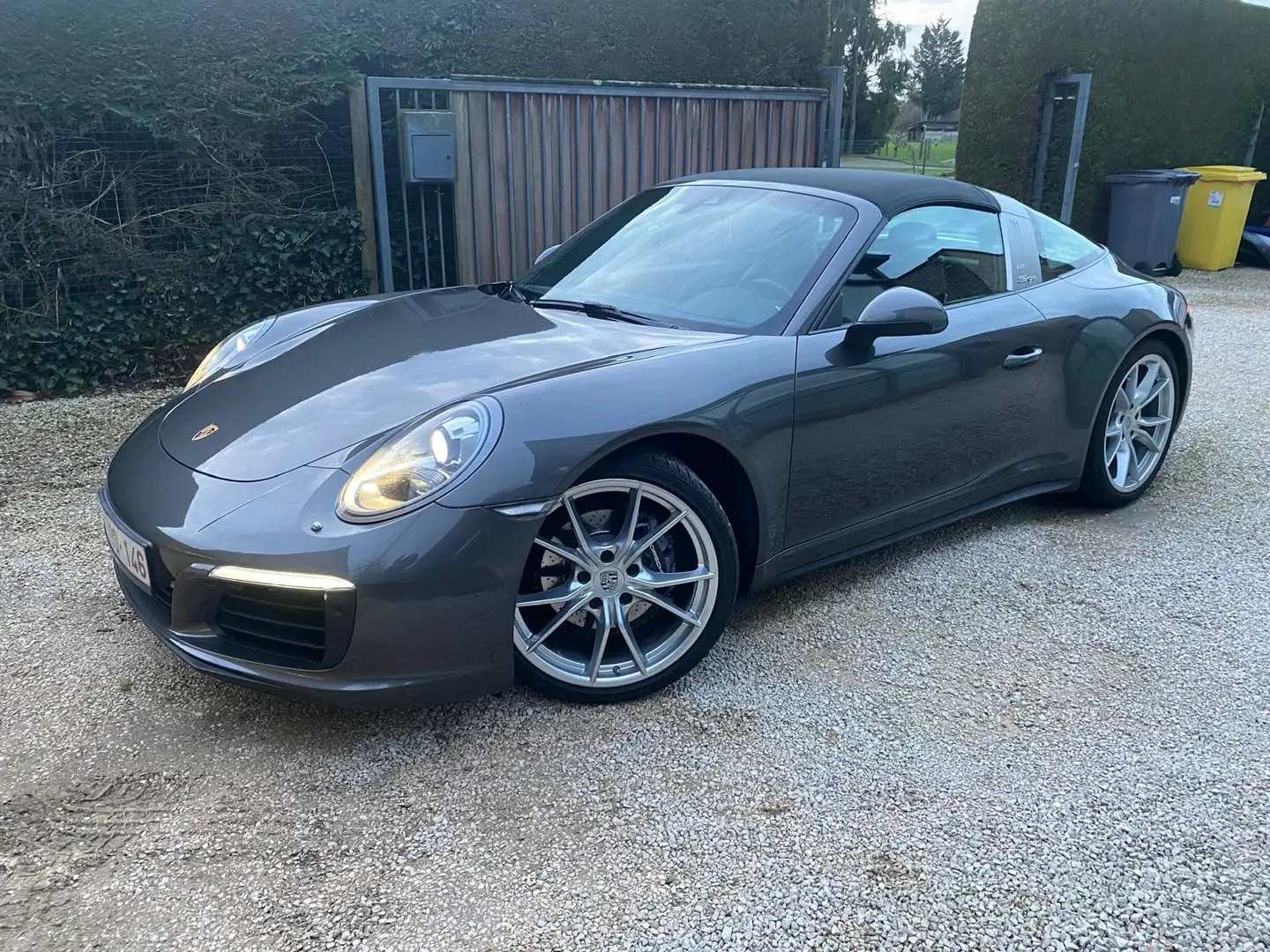 Porsche Targa Gris - 1
