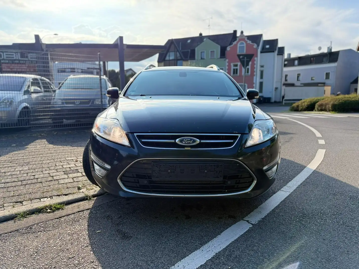 Ford Mondeo Titanium *1.Hand*Xenon*AHK*TÜV&ServiceNEU Fekete - 2