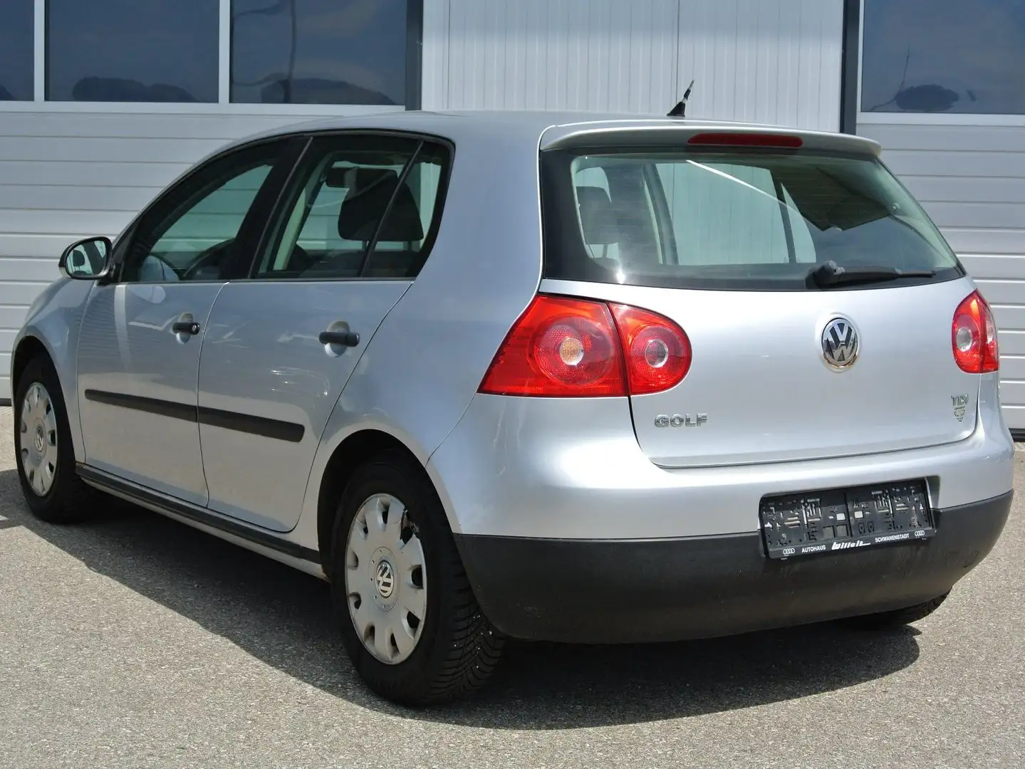 Volkswagen Golf 1.9 TDI Trendline Gris - 2