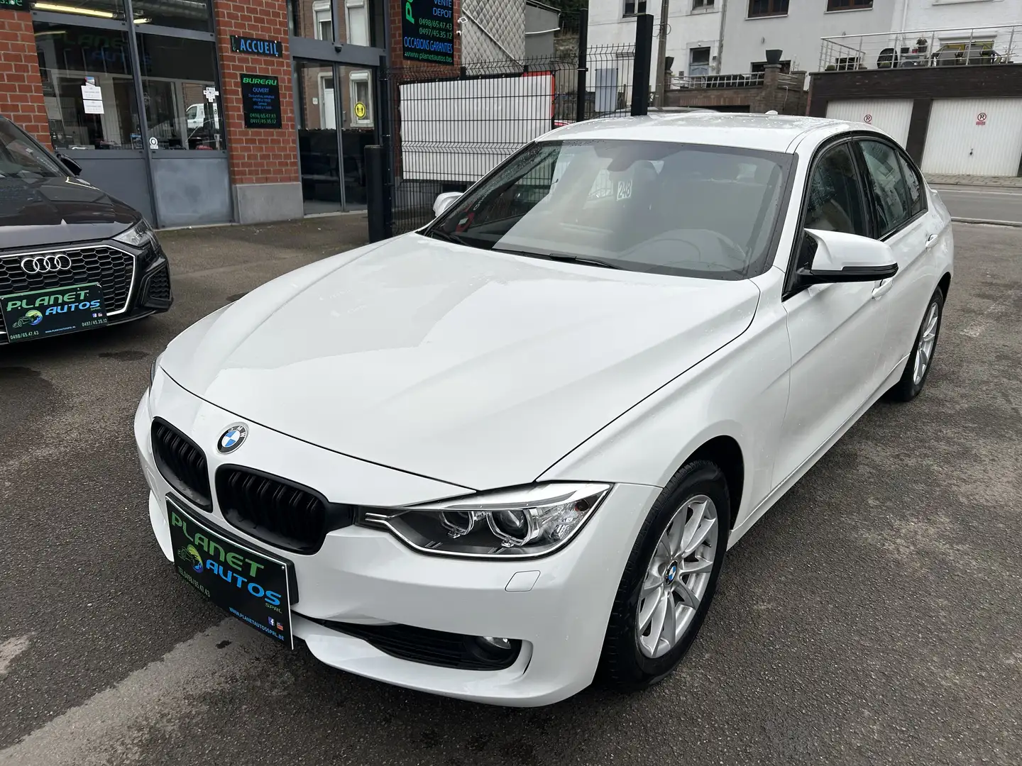 BMW 316 i 5 PORTES GPS BLUETOOTH GARANTIE 12 MOIS Blanc - 1
