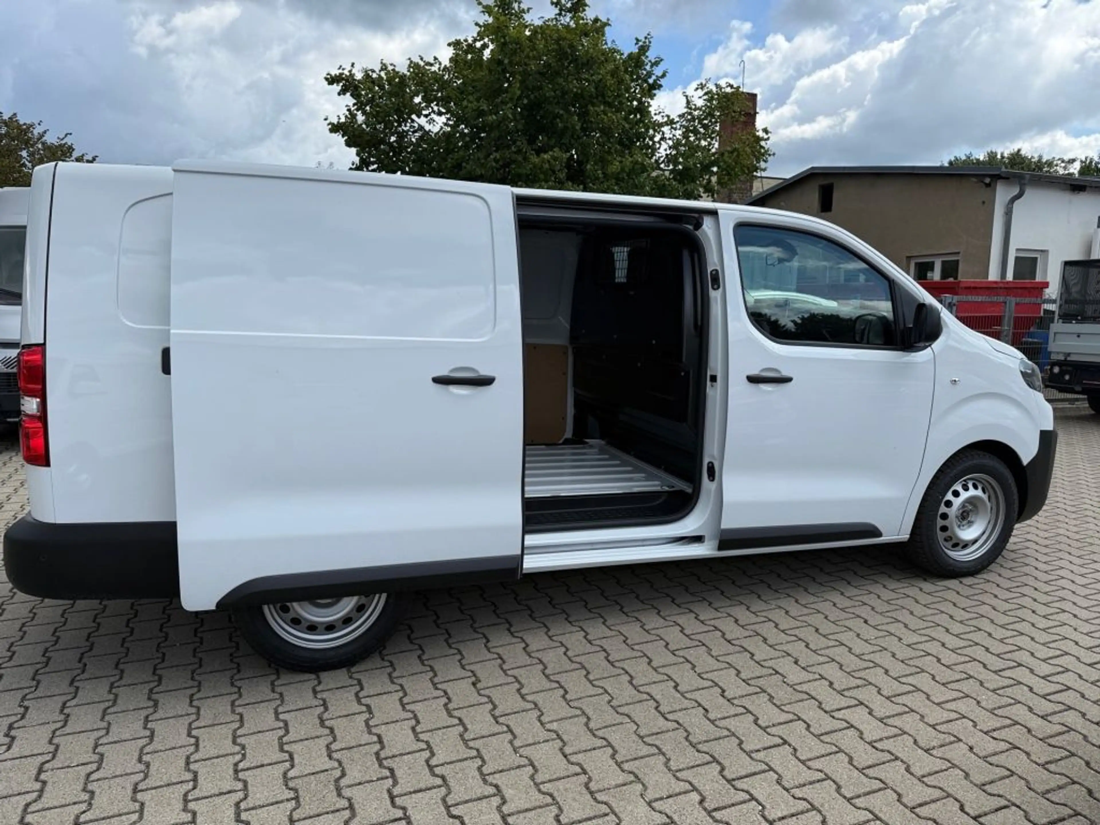 Citroen Jumpy 1.5 Diesel 120 XL S&S*AHK*Surround View — photo 11