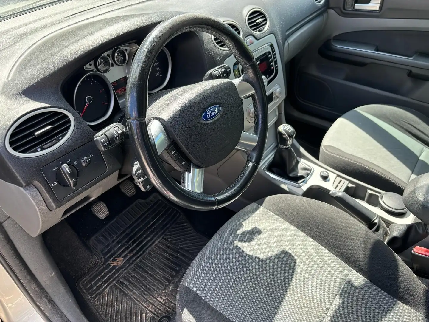 Ford Focus 1.6 Ti-VCT Style+ Azul - 1