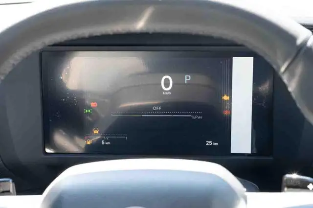 Citroen C4 view 13