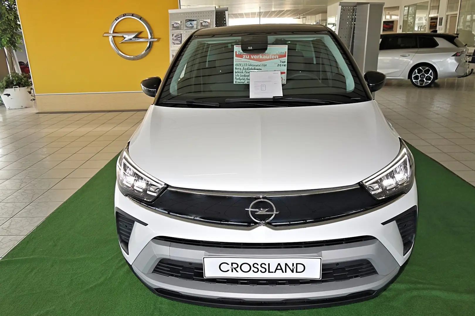 Opel Crossland 1.2 Eleg.LED,Navi,Kamera,Ahzv.,beheiz.Frontscheibe Weiß - 2