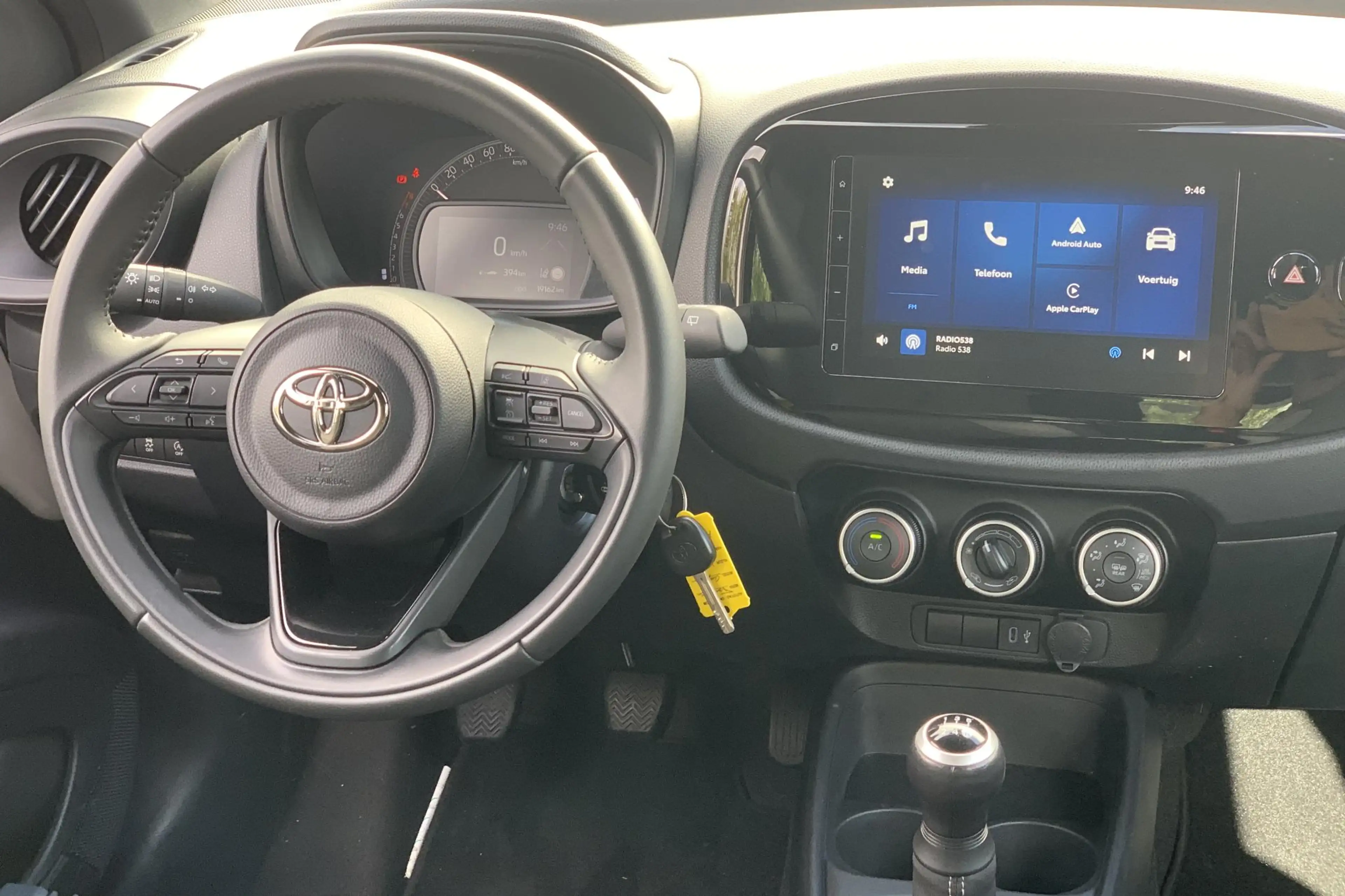 Toyota Aygo X 1.0 VVT-i MT Play / Camera / Apple Carplay & Andro — photo 10