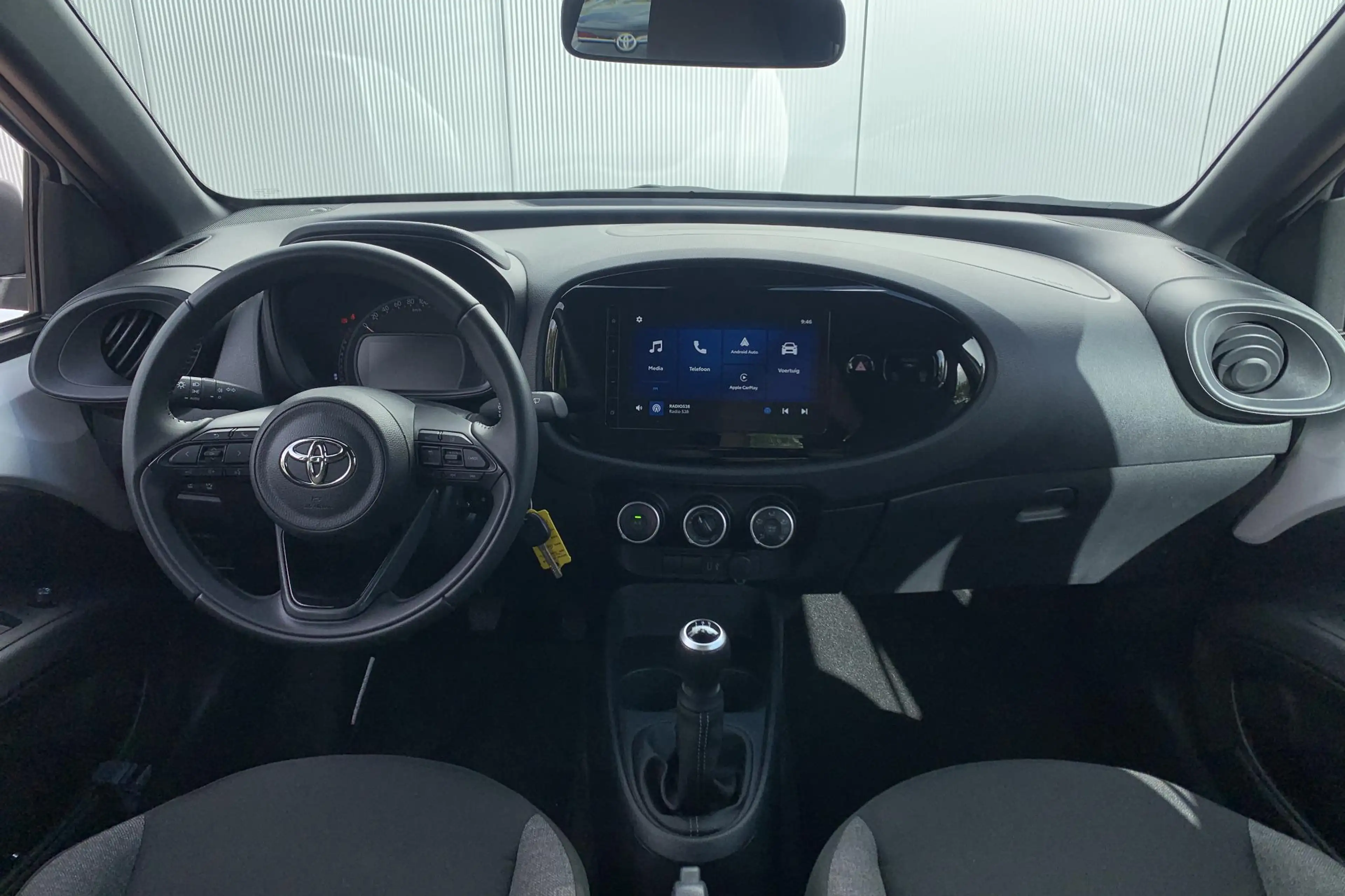Toyota Aygo X 1.0 VVT-i MT Play / Camera / Apple Carplay & Andro — photo 9