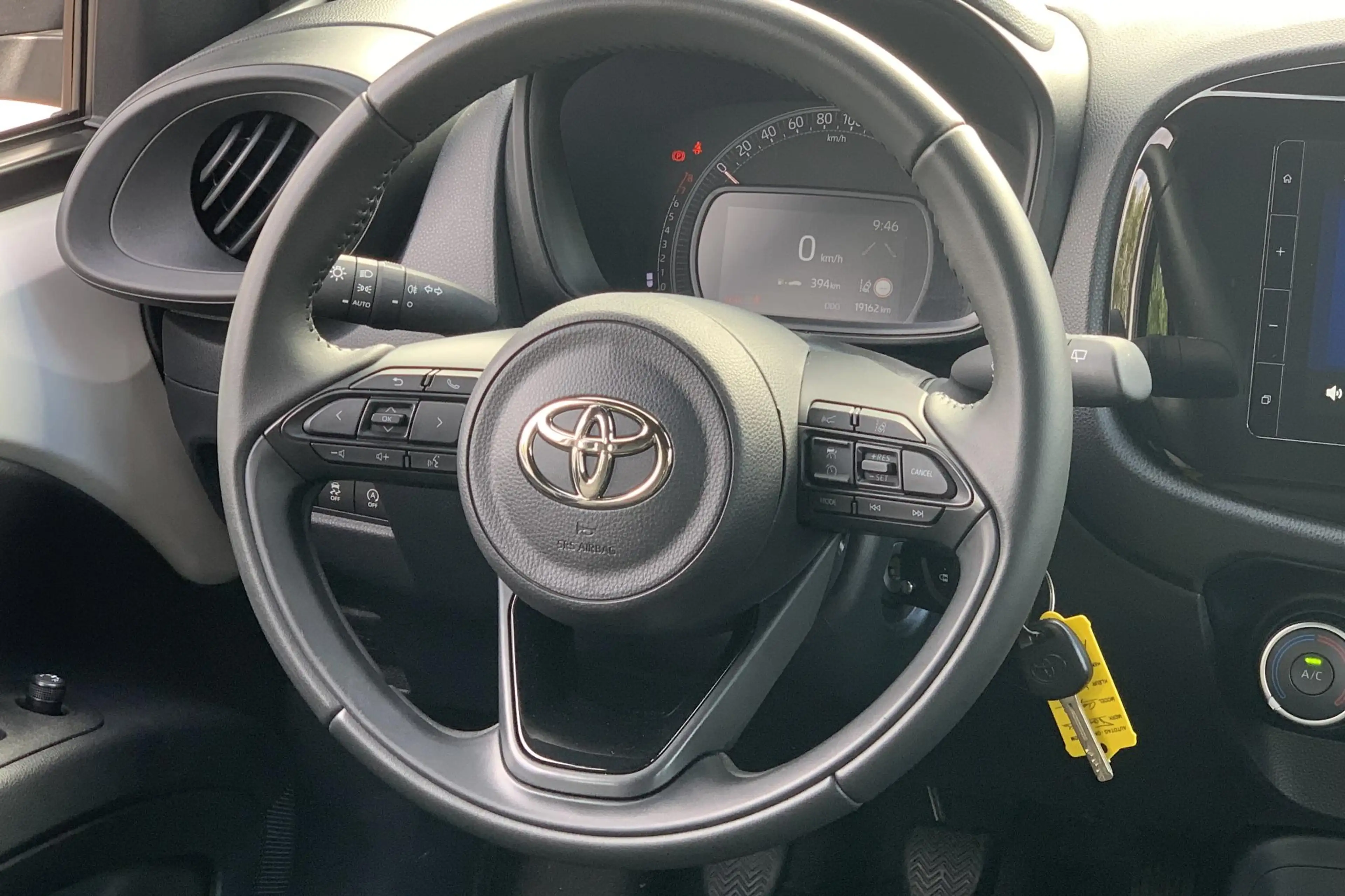 Toyota Aygo X 1.0 VVT-i MT Play / Camera / Apple Carplay & Andro — photo 11