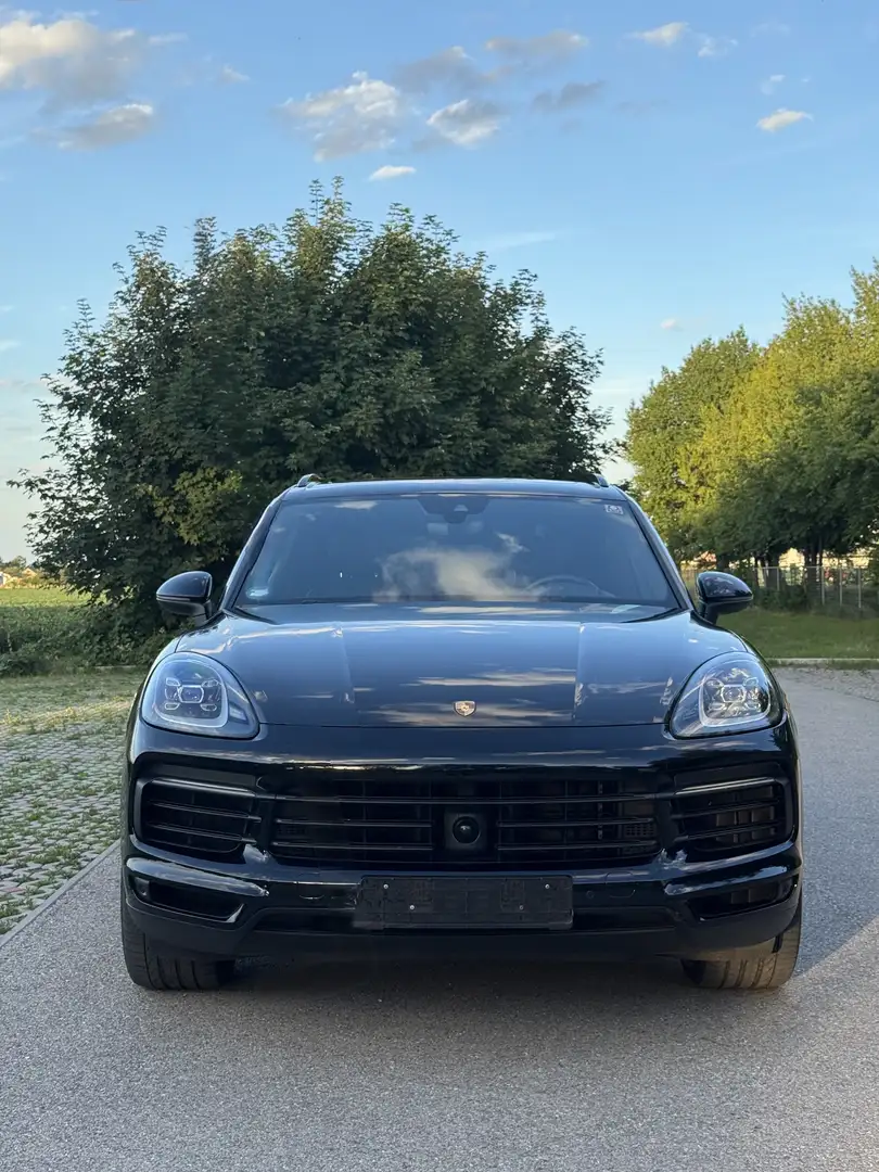 Porsche Cayenne E- Hybrid - 2